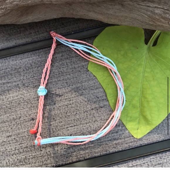 🌻Beautiful Adjustable Coral Bracelet Set🌻 - Picture 4 of 7